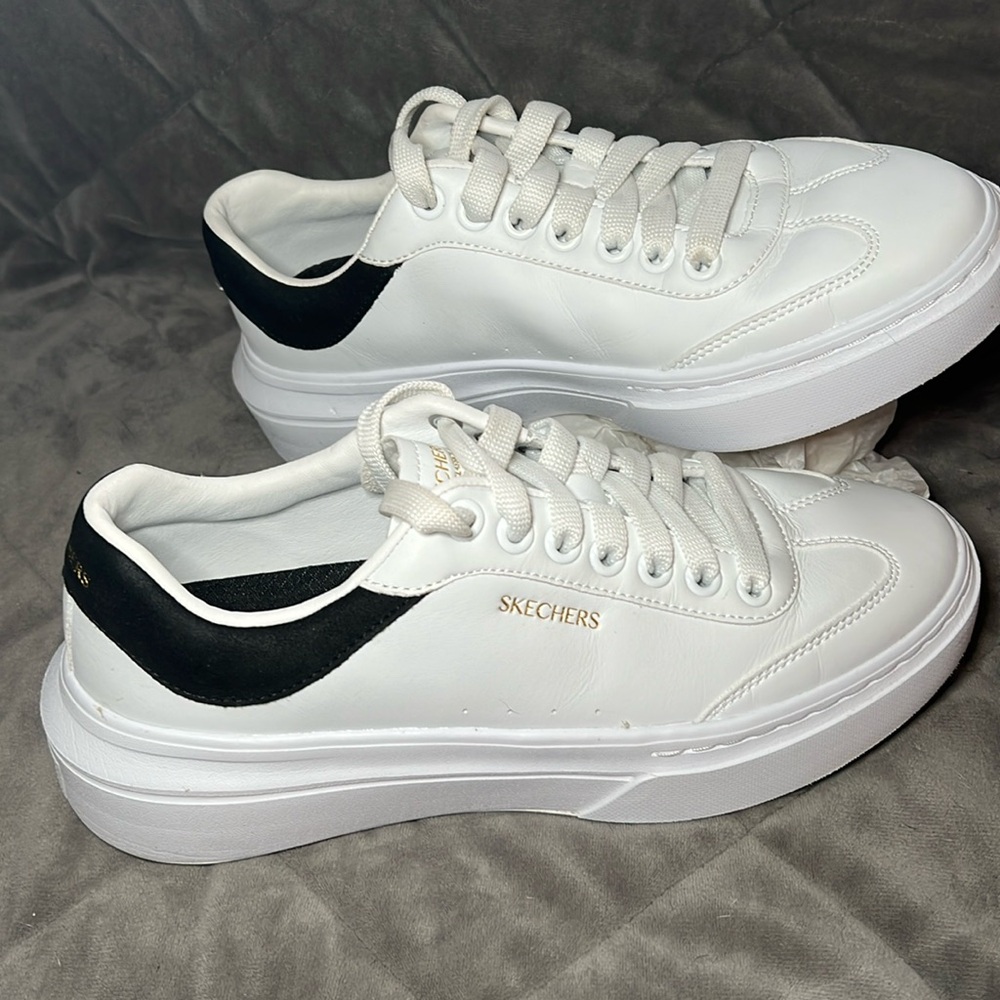 Skechers pickleball shoes